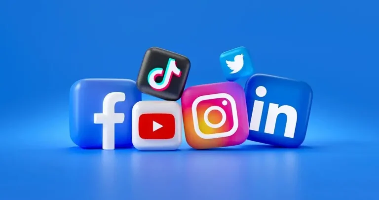 Illustration de réseaux sociaux professionnels avec les logos de Facebook, YouTube, Instagram, TikTok, Twitter et LinkedIn sur fond bleu.